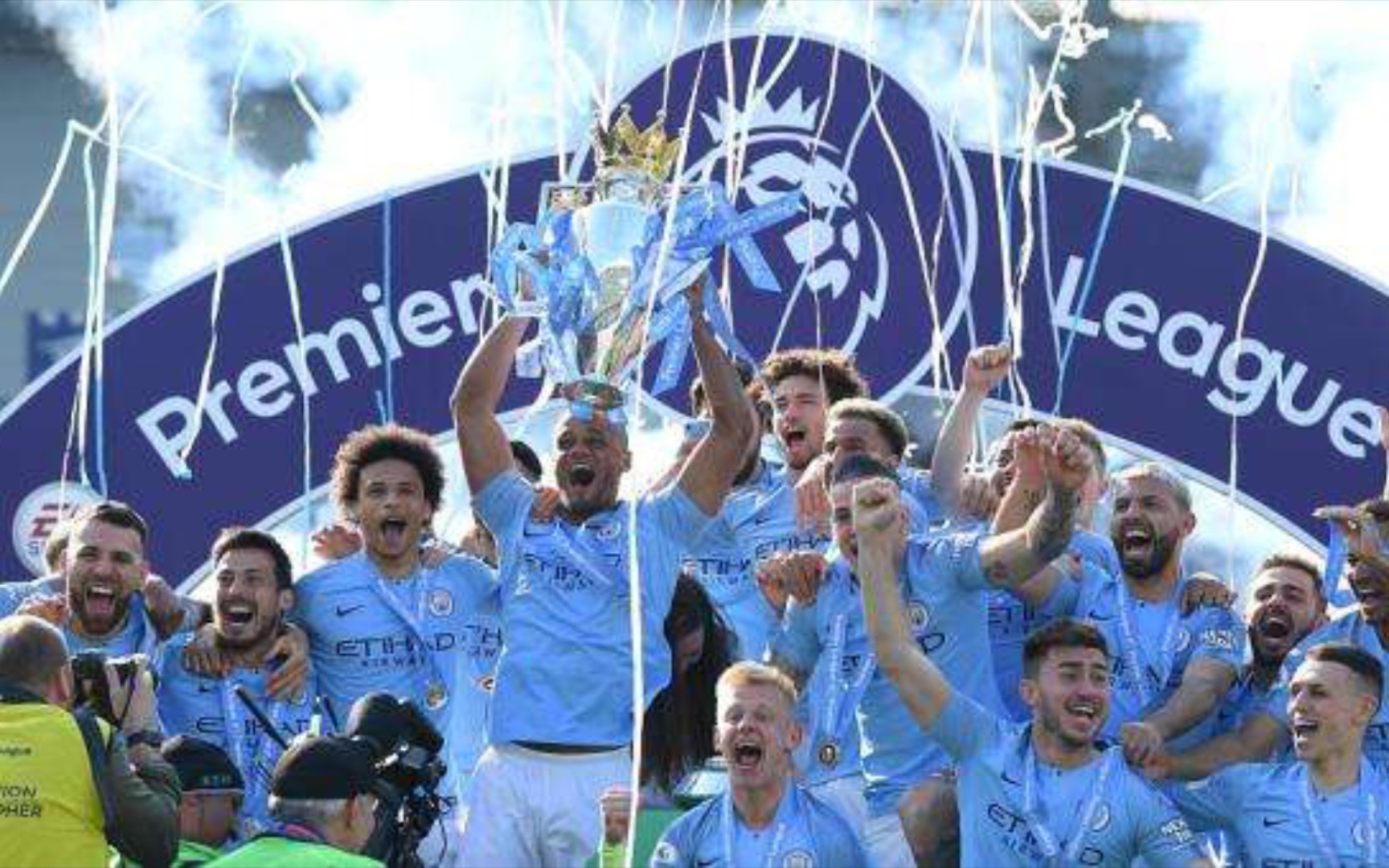 的他来说 的他来说