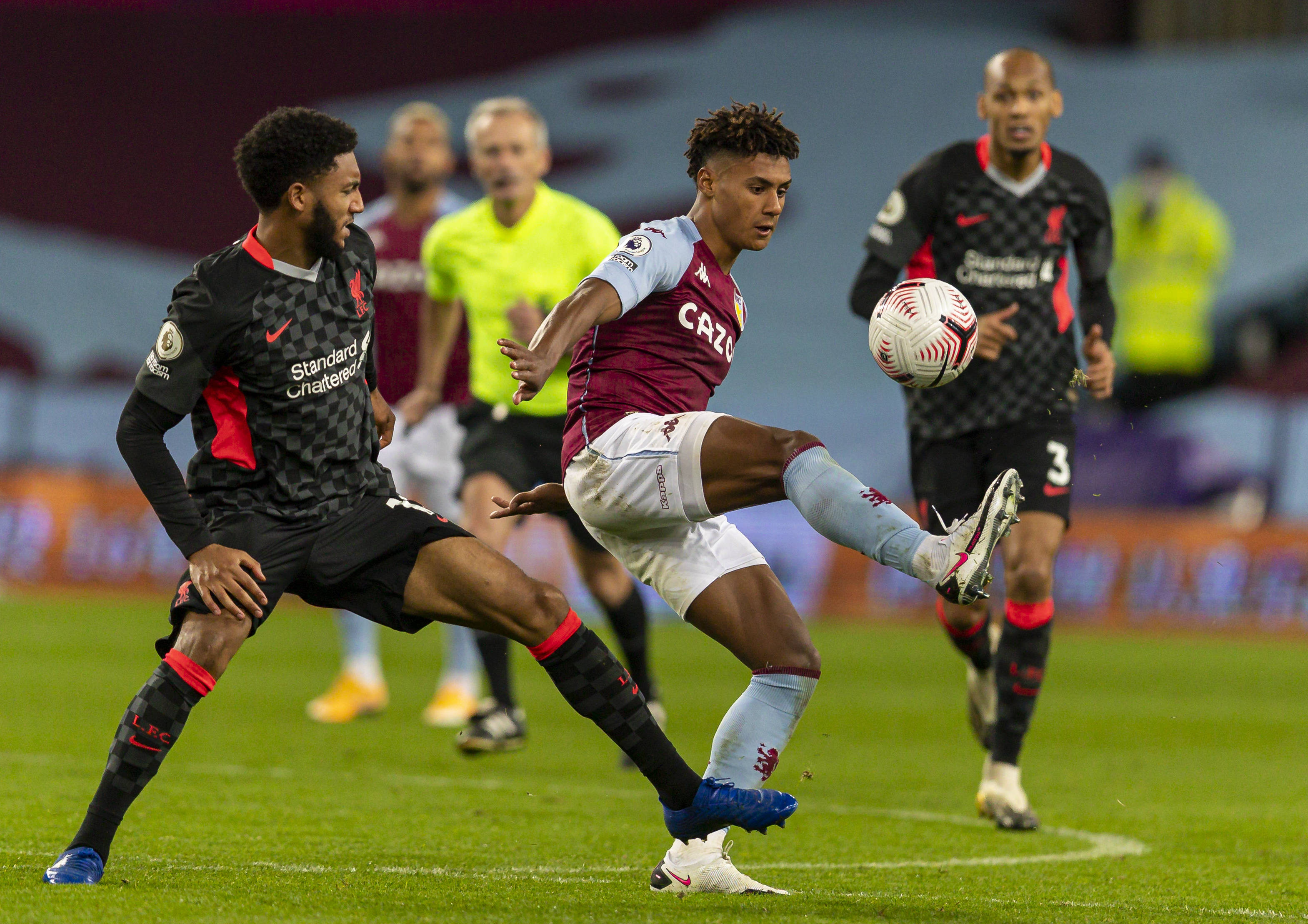 赛增添了更 赛增添了更